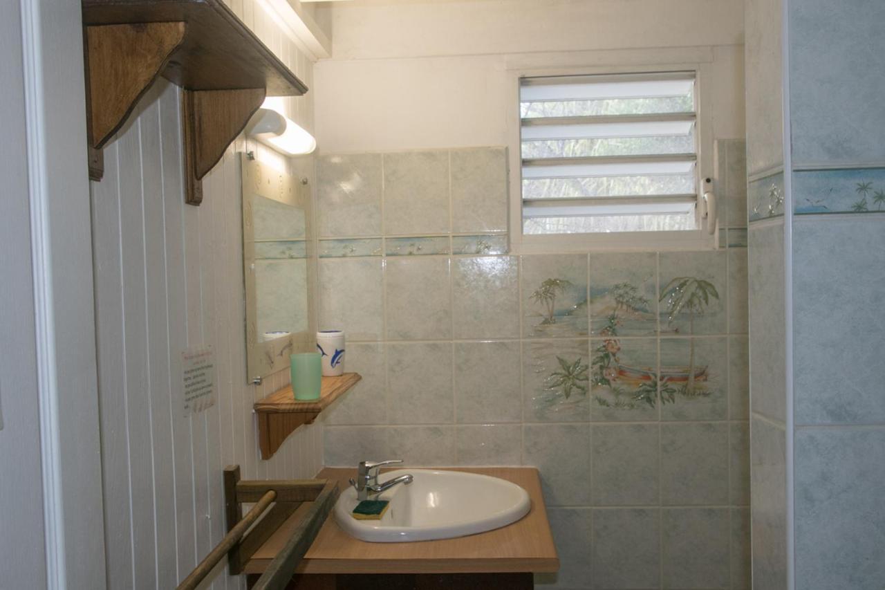 Gite Le Colibri Chez Pascale Et Laurent Bungalow Cannelle Avec Reserve D'Eau แซงต์-ฟรองซัวส์ ภายนอก รูปภาพ